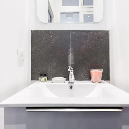 #h0 Le Jaures T2 Fully Equipped Balcony Wifi * Grenoble