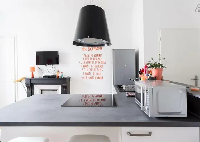 #h0 Le Jaures T2 Fully Equipped Balcony Wifi Apartament